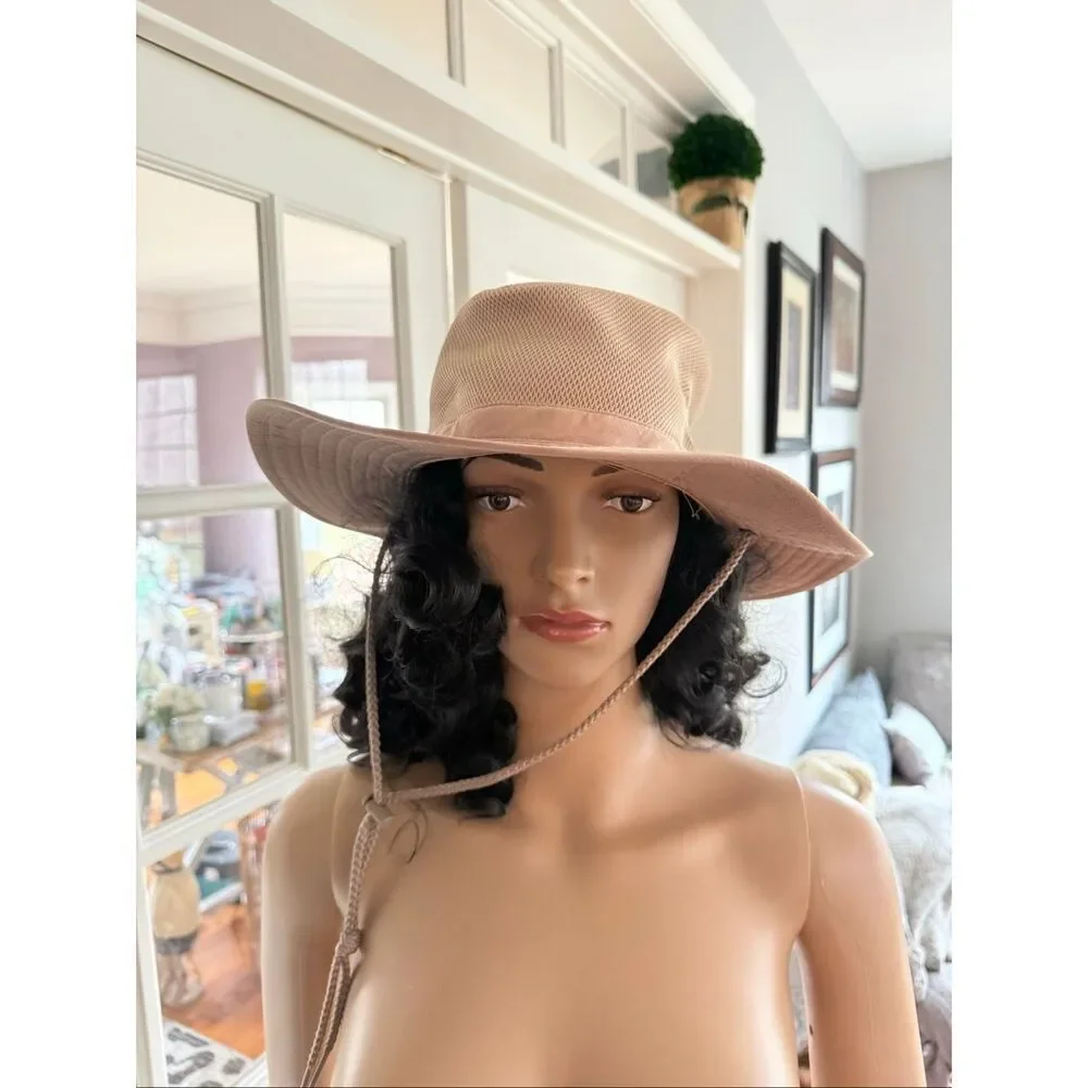Disney Mickey Mouse Embroidered Tan Safari Fishing Sun Hat sz 57-61cm EUC